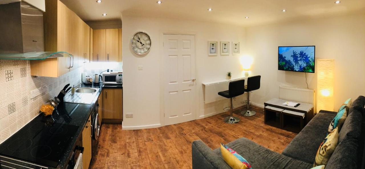 Апартаменты Fountain View 1Br Flat Oxford - Free Parking Экстерьер фото